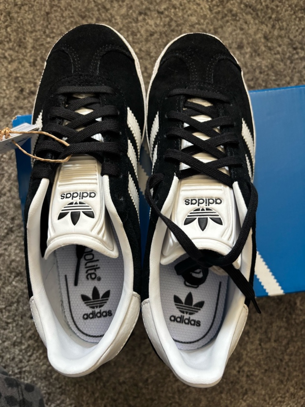 Adidas Gazelle Shoe - Picture 2 of 3